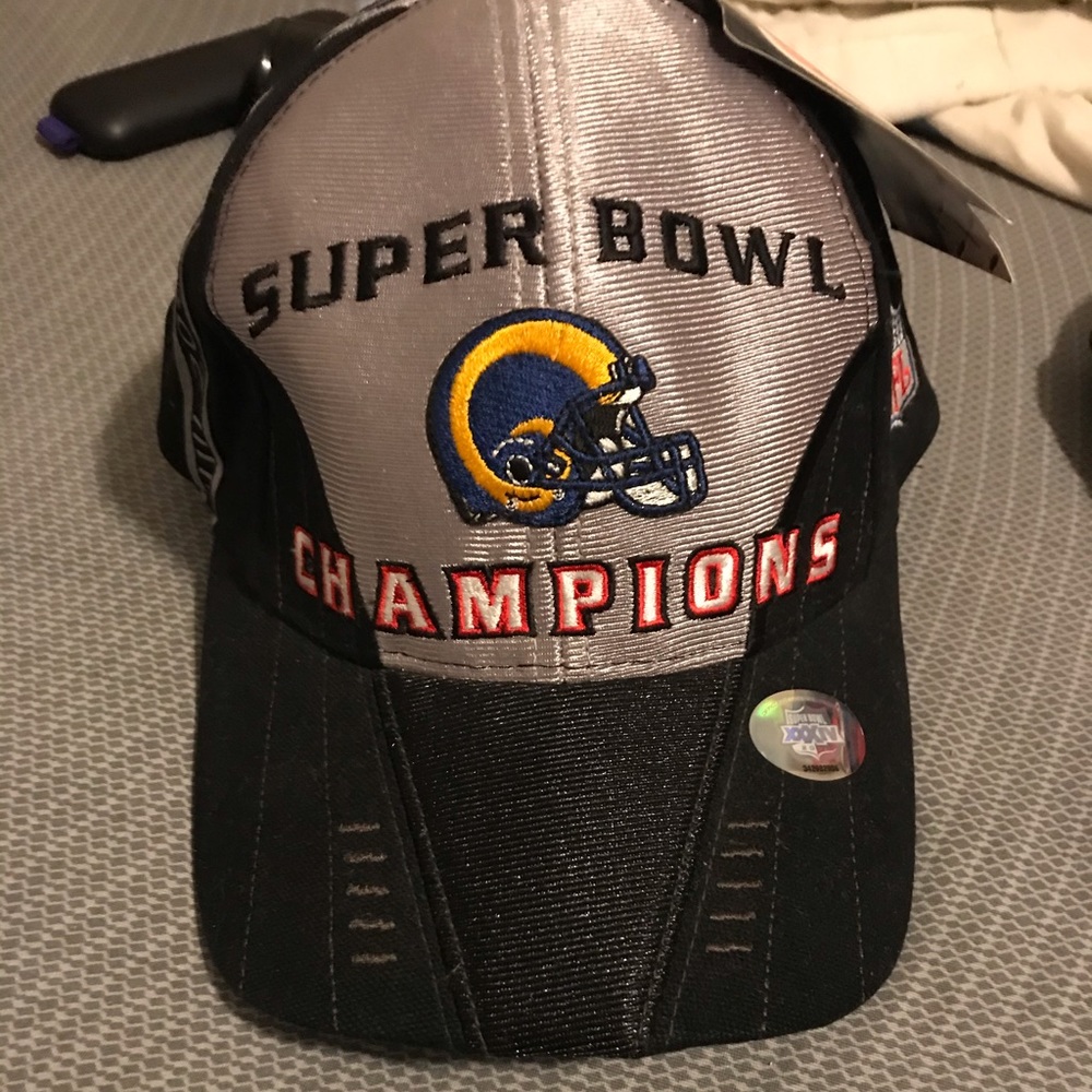 L. A. Rams 2000 Super Bowl XXXIV NWT On field Hat